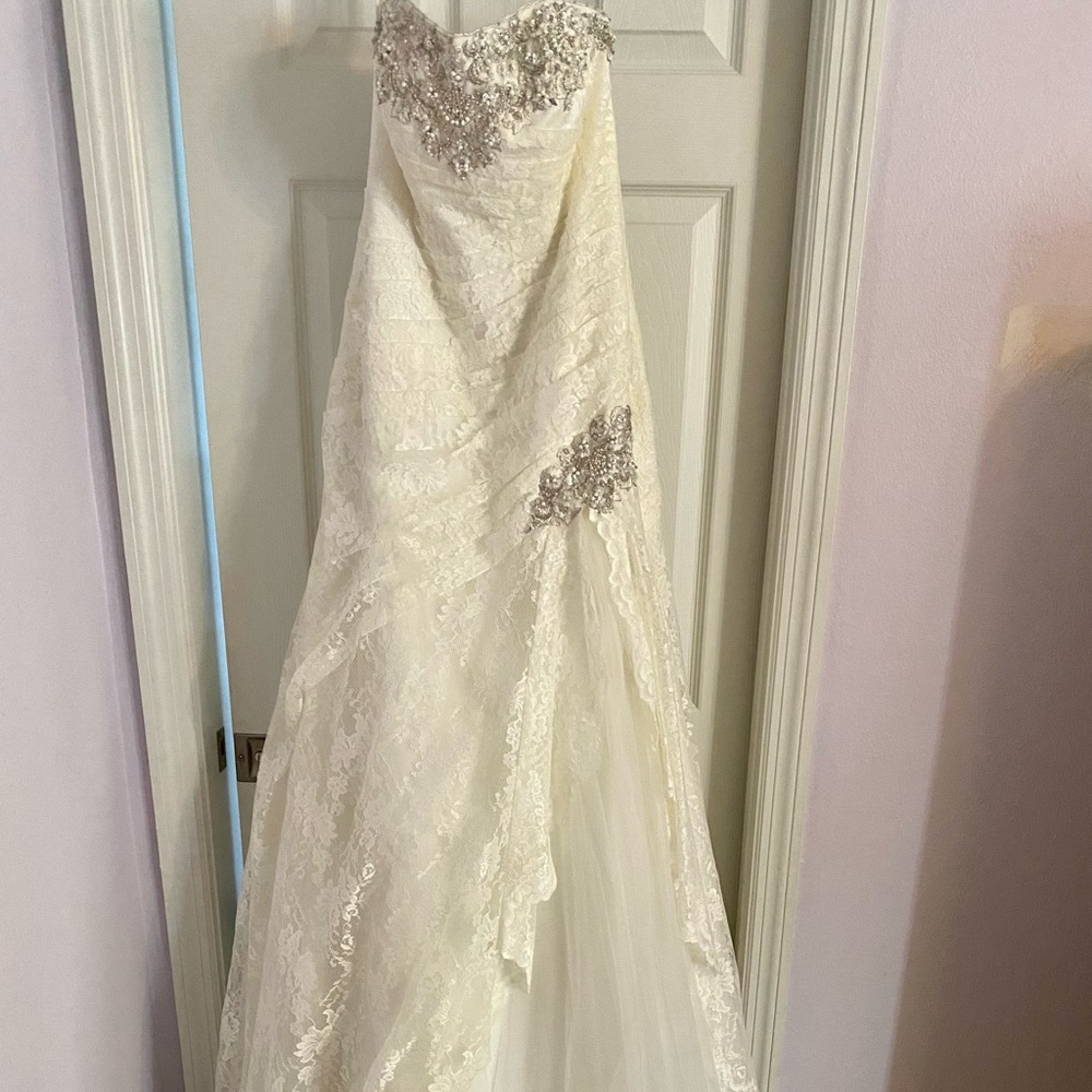 Beautiful fit and flare wedding dress